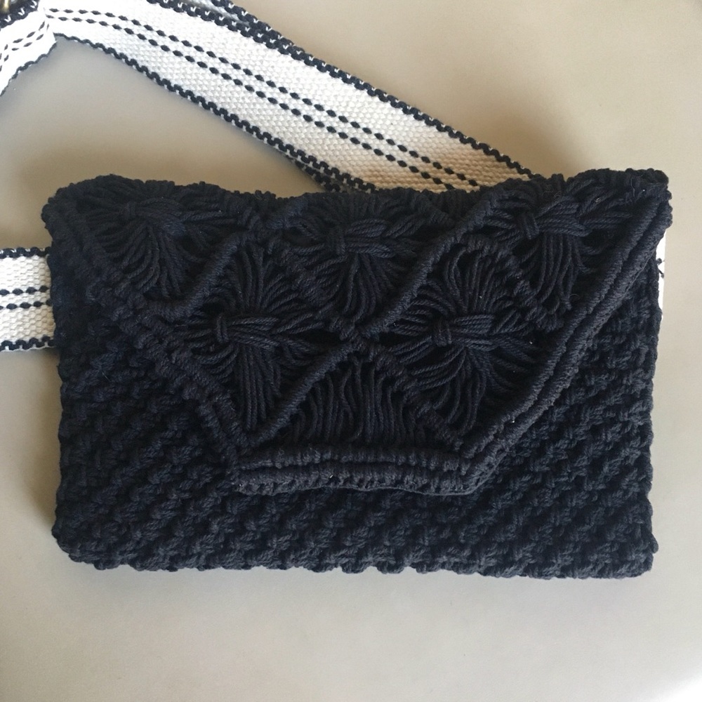 Hip Bag in Blk / Cream